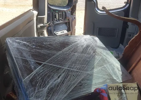 2008 Dodge Sprinter 2500 из США, поврежденный, VIN WDWPE745185308692